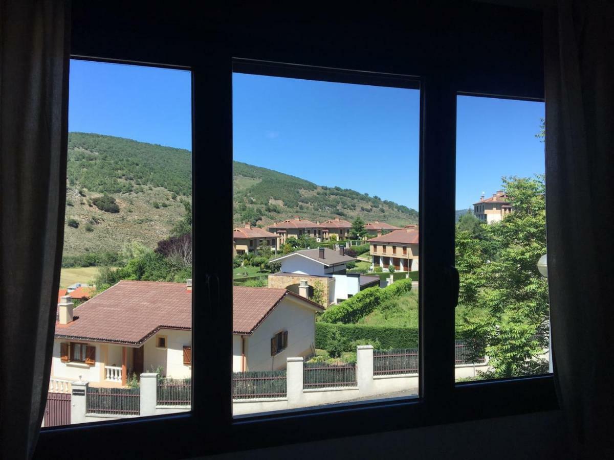 Apartamento Ezcaray Con Piscina Сорракин Экстерьер фото