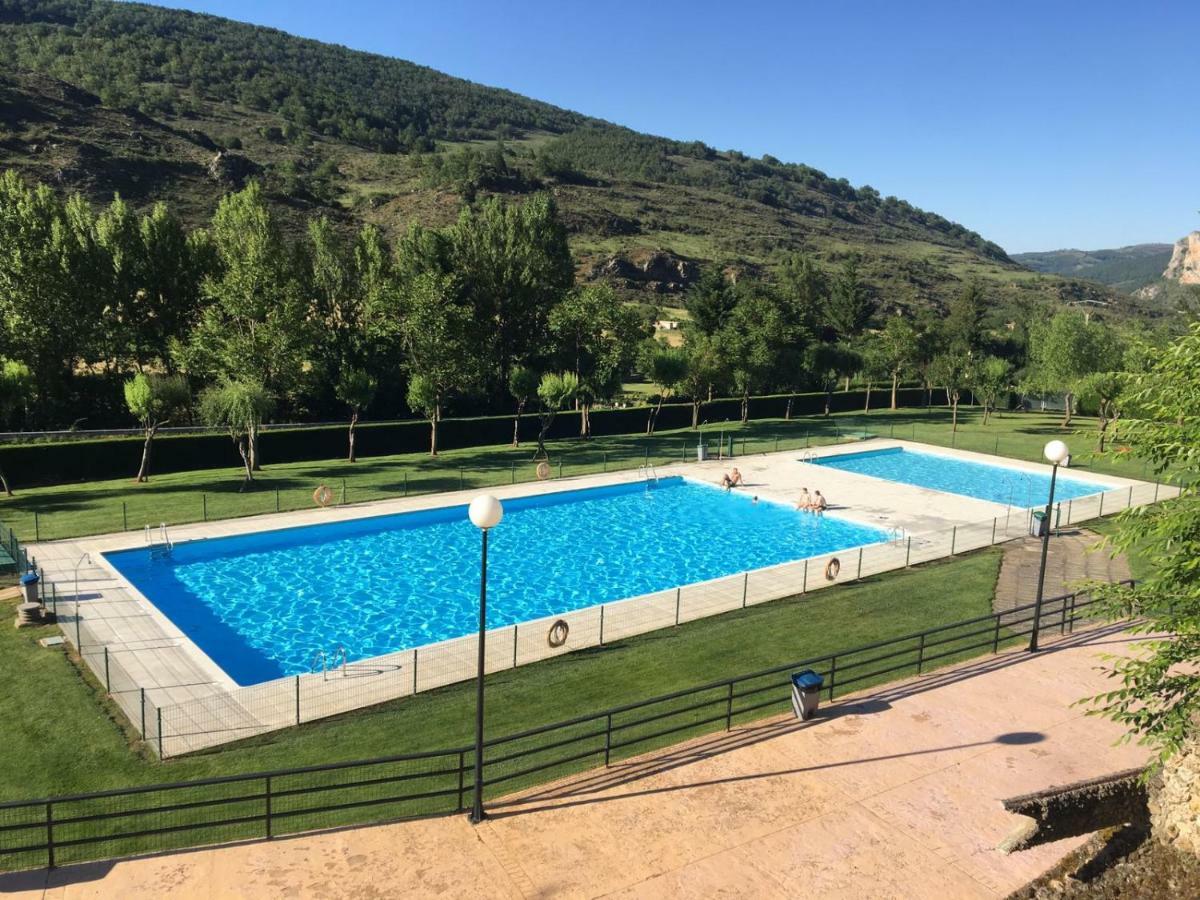 Apartamento Ezcaray Con Piscina Сорракин Экстерьер фото